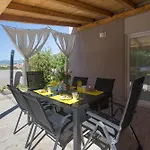 Willa Life - New And Luxury House Kaštela