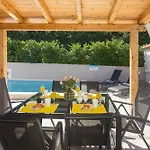 Willa Life - New And Luxury House Kaštela