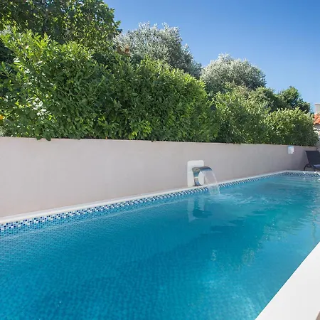 Life - New And Luxury House Villa Kastela