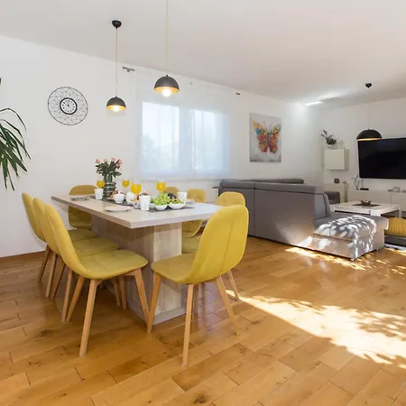 Life - New And Luxury House Villa Kastela